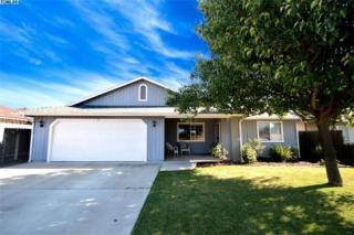 1161 Median Ave, Porterville CA  93257-1092 exterior