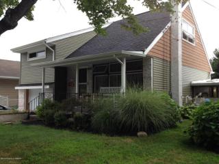 123 Bennett St, Wilkes Barre, PA 18704-4940