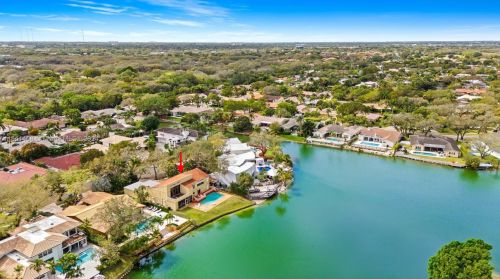 3071 35 St, Hollywood FL 33021-2627 exterior