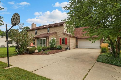 1480 39 Ave, Kenosha WI 53142-7134 exterior