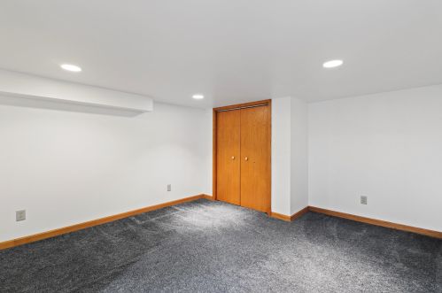 4211 97, Milwaukee WI 53228-2111 exterior