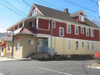 1452 Dixwell Ave, New Haven CT  06514-4104 exterior