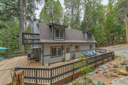 16199 Pioneer Creek Rd, Pioneer CA  95666-9415 exterior