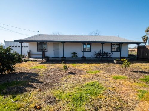 7111 24th St, Rio Linda, CA 95673-2807