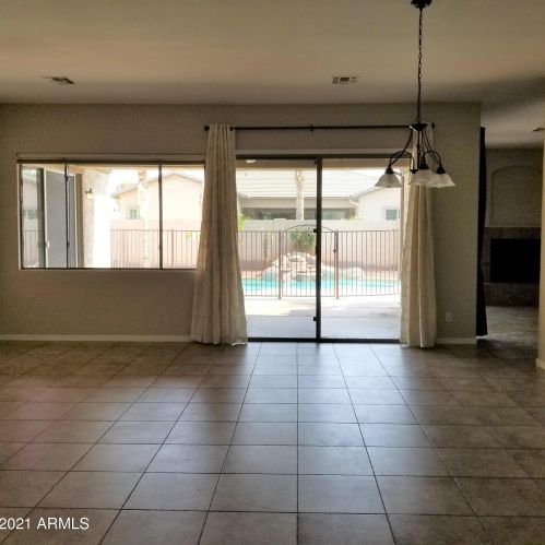 3245 Gemini Ct, Chandler, AZ 85249-9640