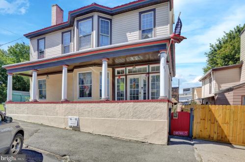 106 Main St, Glendon, PA 17948-2646
