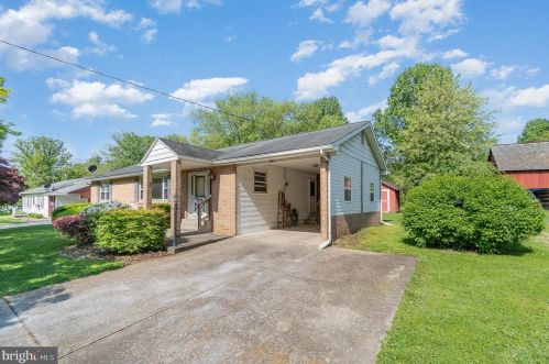 5085 Fairfield Rd, Charnita, PA 17320-9273