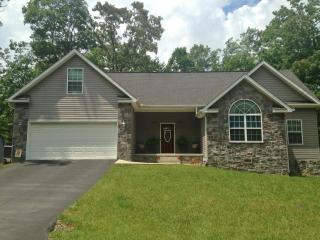 7003 Peoto Ln, Crossville, TN 38572-4501