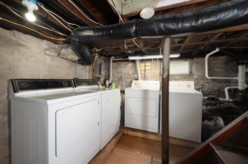 327 Willow St, Marion OH  43302-4043 exterior