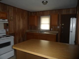 4921 Fieldcrest Dr, Fayetteville NC  28303-2831 exterior
