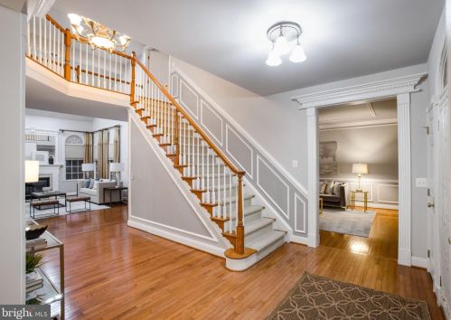 5318 Jacobs Creek Pl, Haymarket VA  20169-6150 exterior