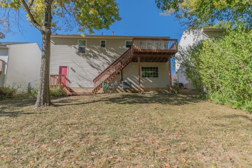 458 Ripple Crk Dr, Covington KY 41018-2694 exterior