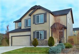 2754 50th St, Eagle Crest, OR 97756-1770