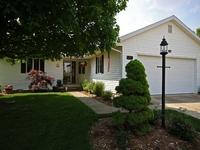 306 Wedgewood Ct, Circleville, OH 43113-1467