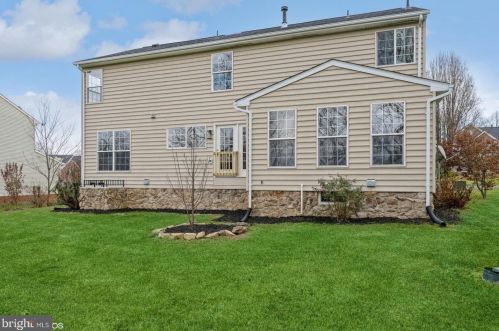 541 Sawgrass Dr, Charles Town WV  25414-5976 exterior