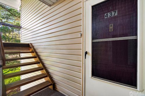 437 Danbury Ln, East Brunswick, NJ 08816-5117
