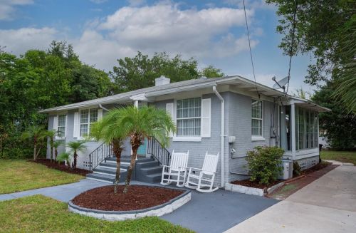 1027 Shady Lane Dr, Orlando, FL 32804-6141