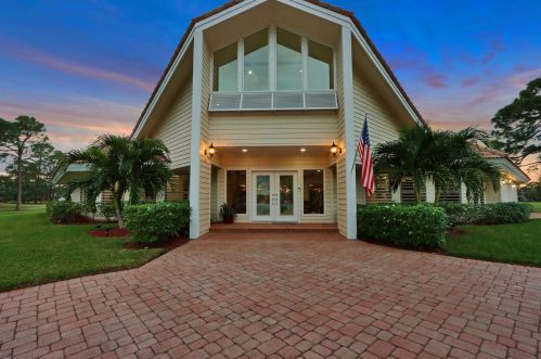 10119 Bay Tree Ct, Fort Pierce, FL 34986-3201