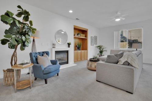 437 Creekside Dr, Grayson CA  95363-8834 exterior