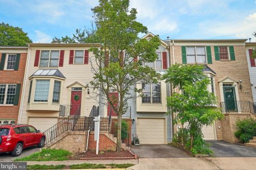 7708 Baird Ct, Lorton, VA 22079-2100