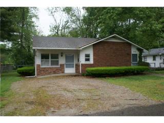 8144 Washington St, Columbus, IN 47203