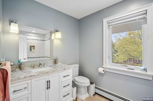 50 Hickory St, Englewood NJ  07632-1539 exterior