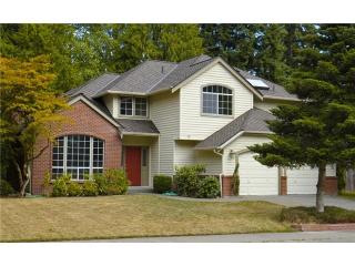 2422 233 Ave, Redmond WA  98074-4437 exterior