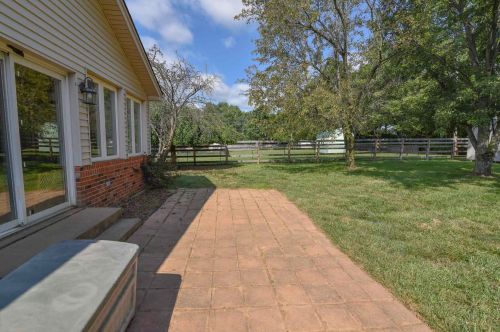 8883 Valley Circle Dr, Florence KY  41042-9523 exterior