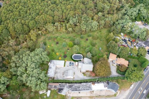 2543 Montauk Hwy, Brookhaven, NY 11719-9544