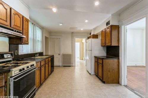 9 Park Ave, White Plains, NY 10607-2505