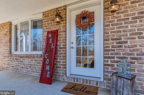 539 Springfield Rd, Lees Cross Roads, PA 17257-9750