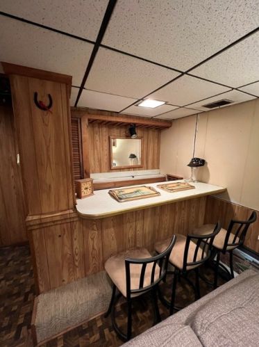 8040 Remington Dr, Pittsburgh PA  15237-6235 exterior