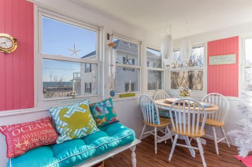 809 Ocean Blvd, Hampton NH  03842-3016 exterior