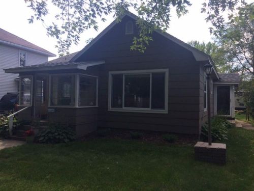 607 7th St, Peplin, WI 54455-1302