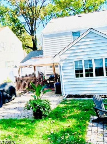 74 Richmond Ter, Rahway NJ  07065-1514 exterior