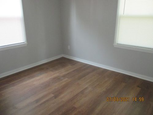 5330 27th St, Milwaukee WI  53221-3724 exterior