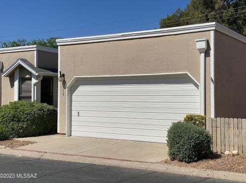 6313 Willowbrook Dr, Tucson, AZ 85704-3973