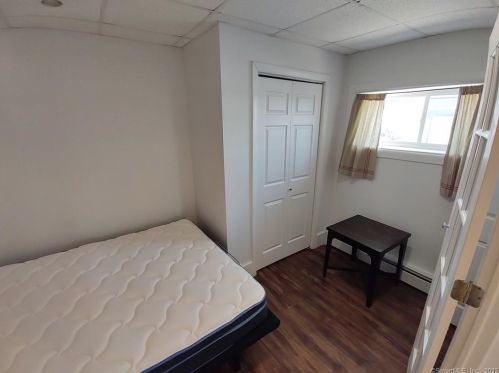 249 Pequot Ave, United States Coast Guard Ac CT  06320-4608 exterior