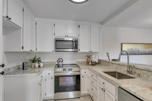 1511 La Terrace Cir, San Jose, CA 95123-5348