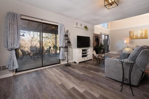 140 Vista Dr, Easton PA  18042-7202 exterior