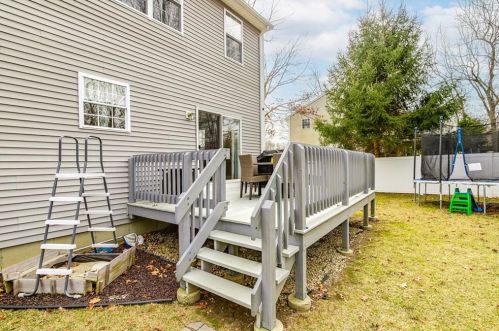 73 Remington Farm Dr, Coventry RI  02816-8276 exterior