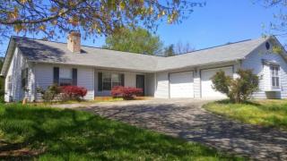 3121 Fairoaks Dr, Maryville, TN 37803-7310
