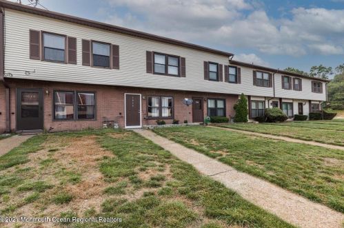 1046 Sawmill Rd, Bricktown, NJ 08724-3321
