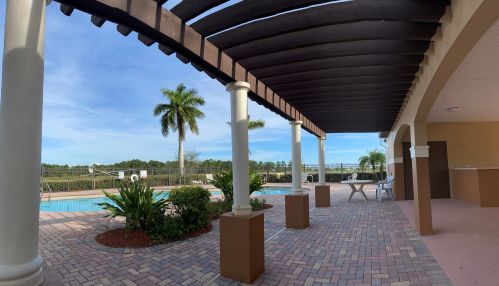 5641 Coventry Cir, Fort Pierce, FL 34986-4056