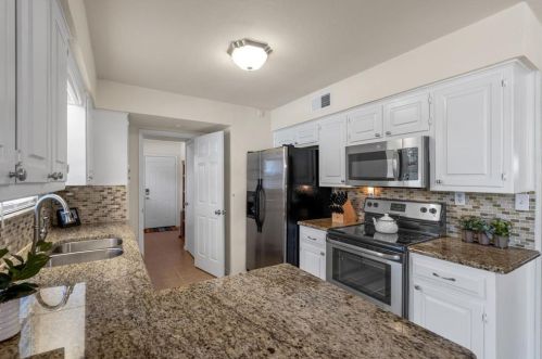 1917 Maxwell Dr, Lewisville TX  75077-7520 exterior