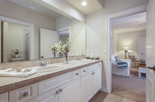 3621 Bay Crk Dr, Bonita Springs FL 34134-1907 exterior