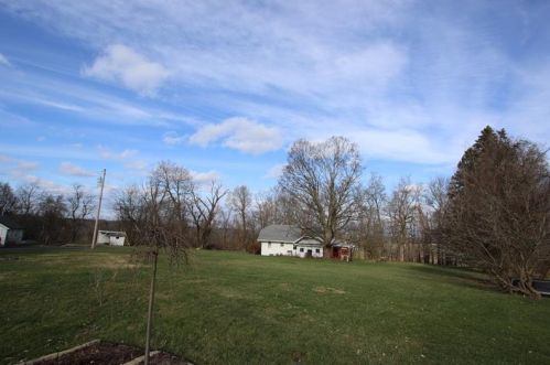 1712 4th St, Monongahela, PA 15063-1209