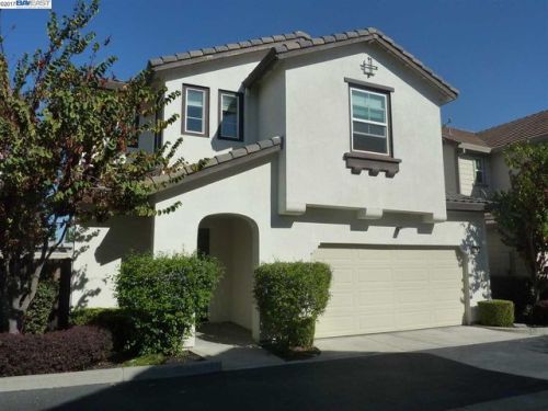54 Standley Ct, West Pittsburg, CA 94565-1914