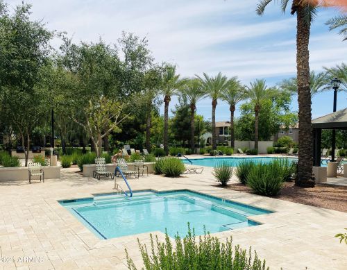 3621 Leslie Dr, Gilbert, AZ 85296-2863