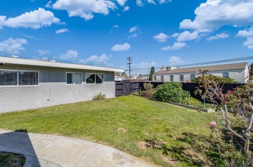 2463 Judson St, San Diego CA  92111-6213 exterior